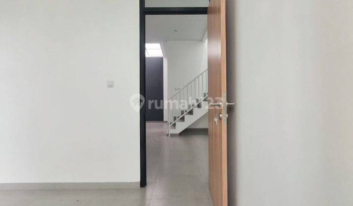 Rumah Baru Minimalis 3 Kamar di Taman Kopo Indah 1 Bandung 2