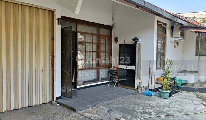 Rumah Taman Kopo Indah TKI 2 Jalan Lebar 2 Kamar & Halaman Luas 1