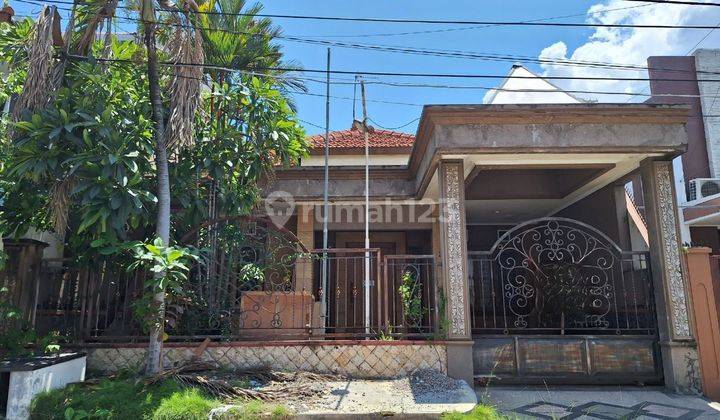 Dijual Rumah Manyar Tirtoyoso Tengah Kota Surabaya
 1