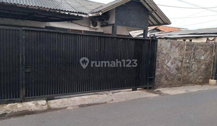 Rumah siap huni di kawasan Petukangan Utara Jakarta Selatan  1