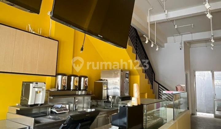 For rent: 2 adjoining shophouses in Azores Banjar Wijaya 2