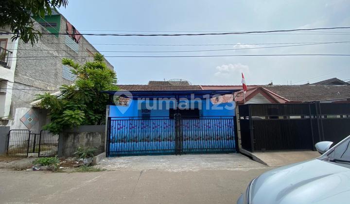 For sale ready-to-occupy house in Medang Lestari Tangerang