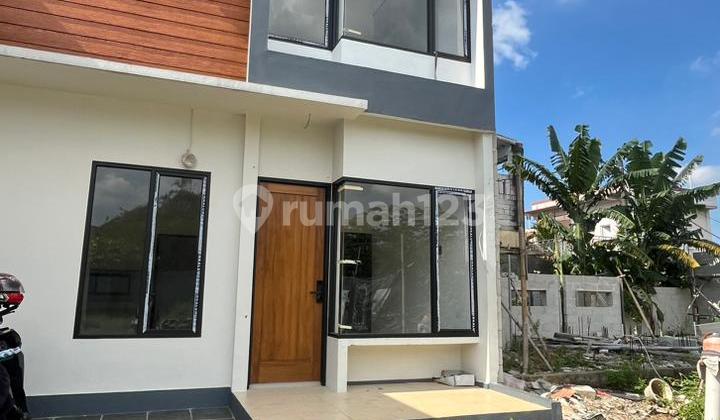Dijual rumah minimalis modern cluster veranta cipondoh