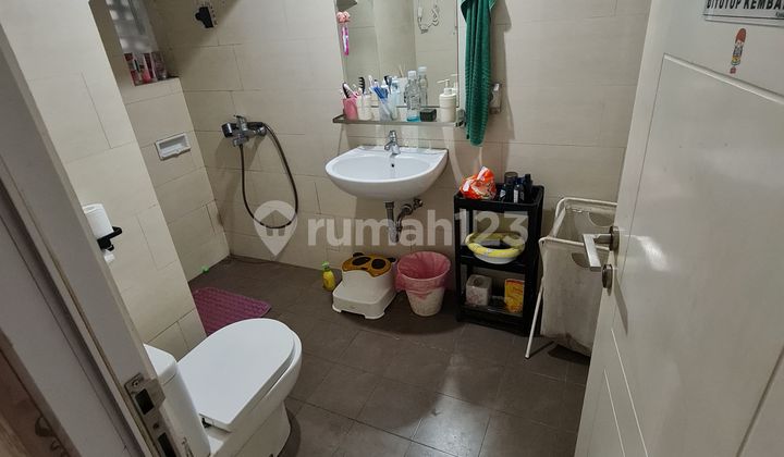 Rumah cantik di cluster viola banjar wijaya 2