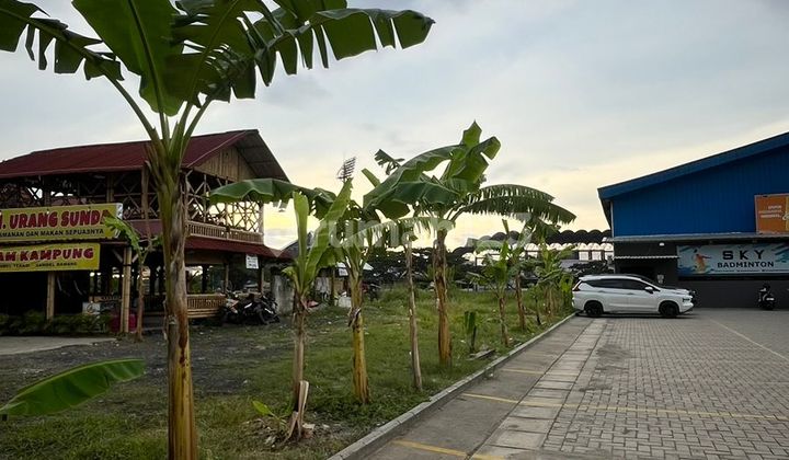 Land for rent by the roadside in Legok, Tangerang Land for rent by the roadside in Legok, Tangerang