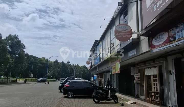 For Sale, Strategically Located Shop House in Banjar Wijaya 2