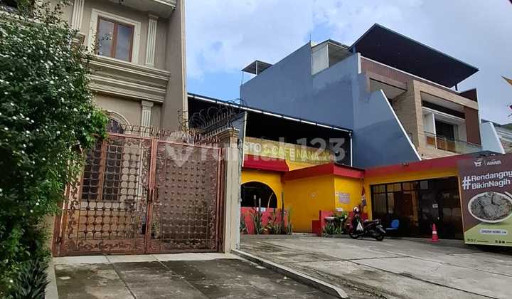 For Rent 3-Unit Shop House 2 Floors Banjar Wijaya Boulevard 2