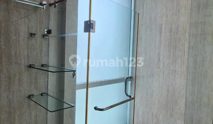 Dijual Apartement Kemang Village Residence 2 BR Furnished 2