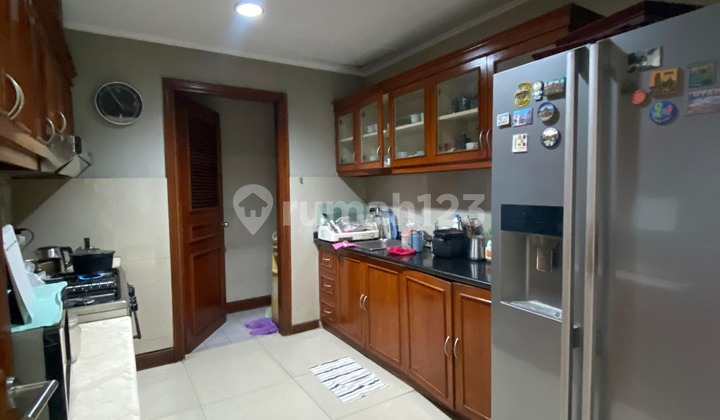 For Sale Bumimas Apartment 3 BR 2 Floors Good Condition Furnished 2