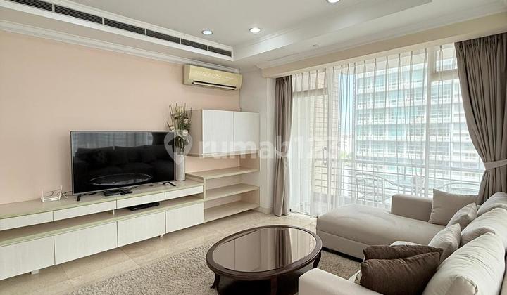 Disewakan Apartment Istana Sahid 2 BR Bagus Furnished