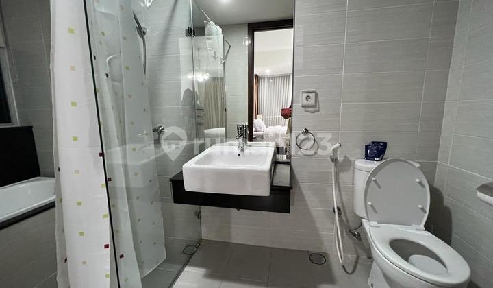 Dijual Apartment Kemang Village Residence 3 BR Bagus Furnished 2