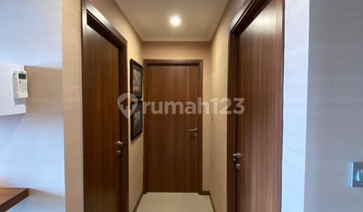 For Sale Apartment Kemang Village Residence 2 BR Good Furnished 2