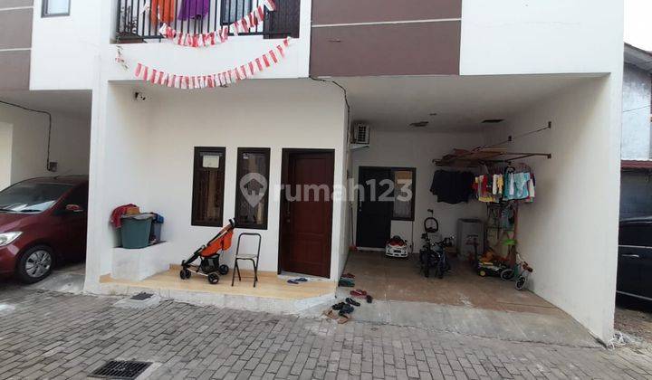 Disewakan Rumah 2 Lantai Masuk Mobil Cluster Di Ciracas Jakarta 2