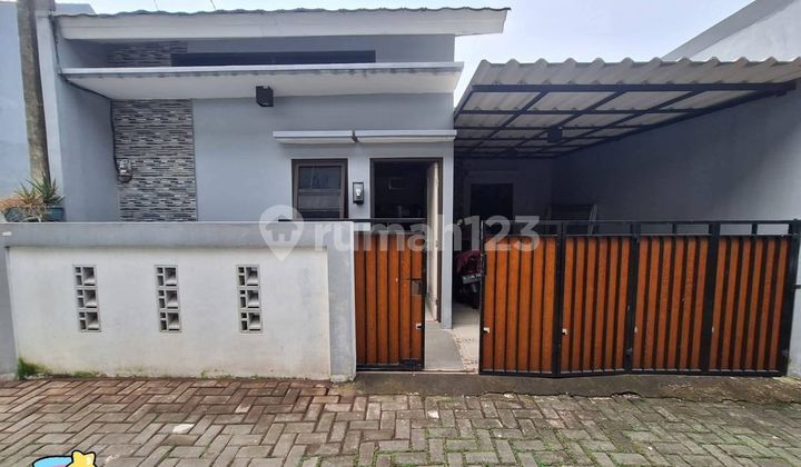 For Sale Ready-to-Occupy House Installment Payment PKP Jis Ciracas East Jakarta For Sale Ready-to-Occupy House Installment Payment PKP Jis Ciracas East Jakarta
