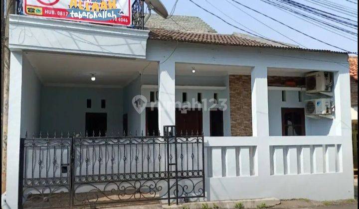 Dijual Rumah 2 lantai Rapih dan Bagus di Lokasi Strategis Banget 1