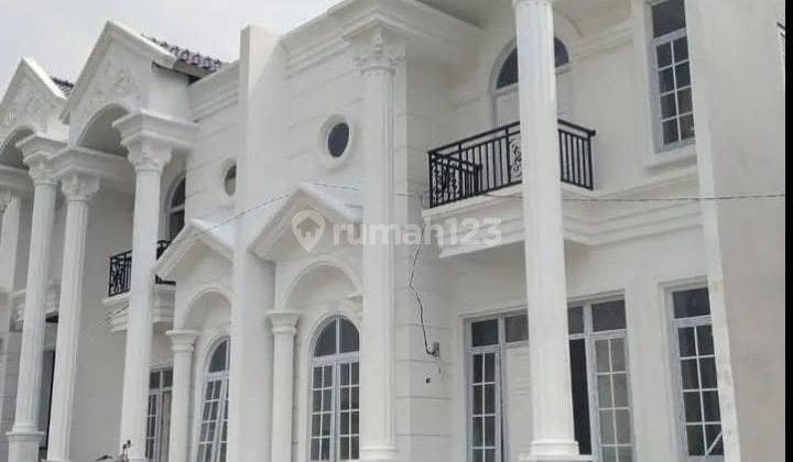 Dijual Rumah Mewah Putih American Konsep di Ciracas Jaktim 2