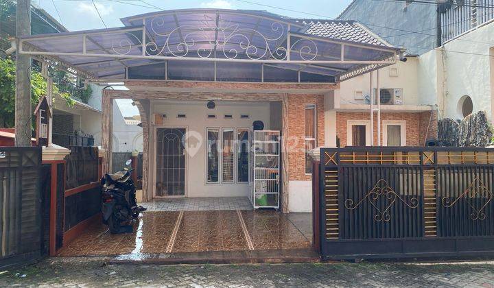 Rumah besar 2 Lantai deket Mc Donald Cipayung Jakarta Timur 1