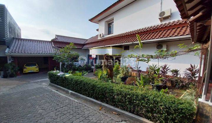 Rumah Besar lingkungan Nyaman deket Taman Mini Ceger Jakarta  2