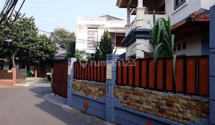 Dijual Rumah 2 Lantai Hook Siap Huni Murah Ciracas Jaktim 2