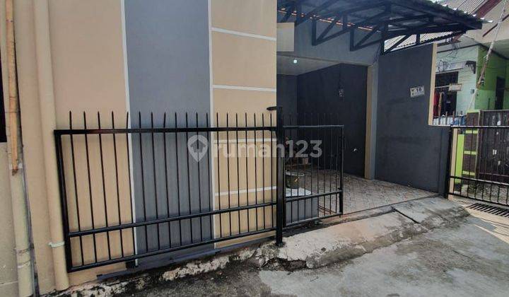 Rumah siap di tempati bagus dan Strategis deket Sekolah JIS PKP 2