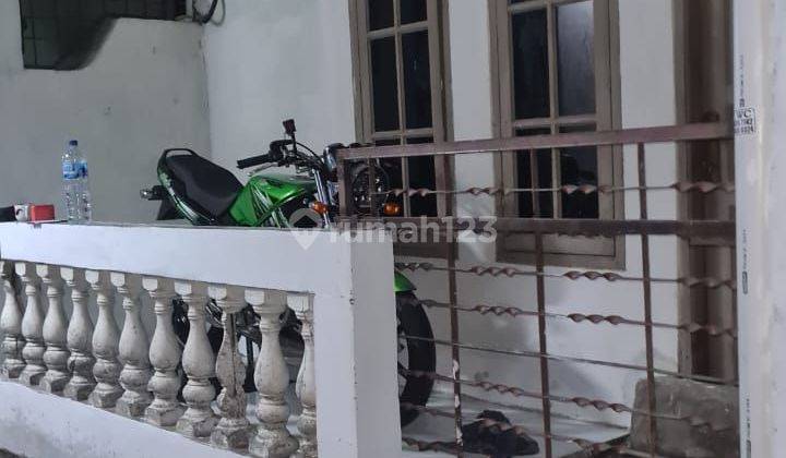 Disewakan Kamar Kost2an murah deket KRL dan Halte Busway  2