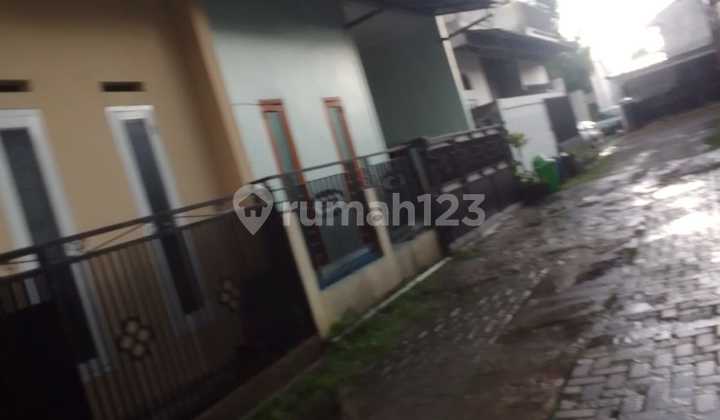 House for Rent with Car Access in Cilangkap, Cipayung, East Jakarta