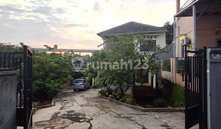 Dijual Cepat Rumah Hunian Nyaman Samping Taman Kota Jakarta Timur 2