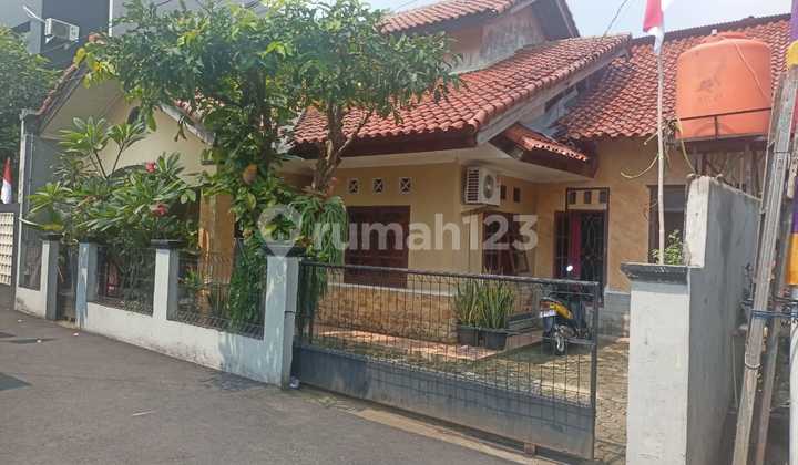 Dijual Rumah Murah Bangunan Kokoh Besar Munjul Cipayung Jaktim Dijual Rumah Murah Bangunan Kokoh Besar Munjul Cipayung Jaktim