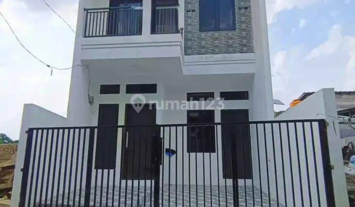 Rumah 2 Lantai Bangunan Baru Harga Murah Jakarta Timur 1