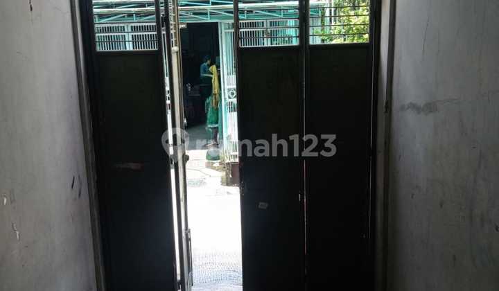 For Rent: 3.5-Story Shop House on Jl. Harum Manis, Mangga Besar