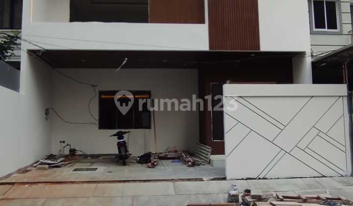Dijual Rumah 2 Lantai Brand New Taman Surya
