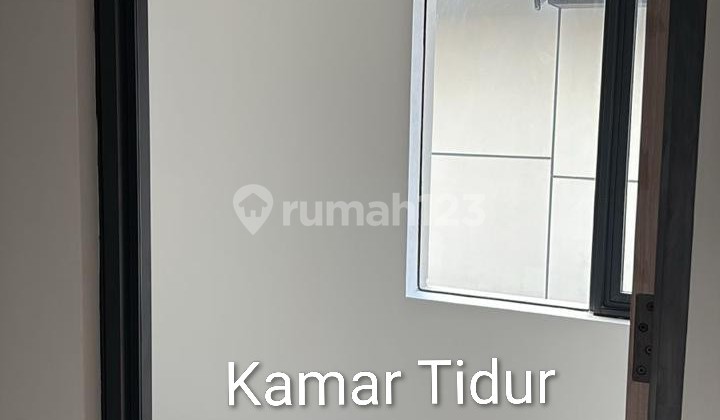 Disewakan / Dijual Rumah Baru 2 Lantai Di Cluster Xyz Serpong Bsd 2