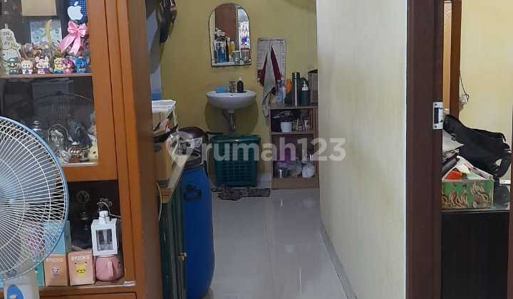 For Sale Over Credit 1-Story House in Permata Complex 2