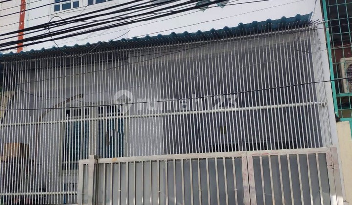 Investasi Rumah 3 Lt. Ditengah Jakarta Dijual di Jl. K Teluk Gong No.12, Pejagalan, Penjaringan, Kota Jakarta Utara, DKI Jakarta, Indonesia, 14450, Teluk Gong