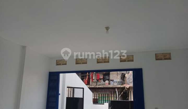 Commercial Space for Rent, Suitable for Printing Business, Poly, Pond, Finishing