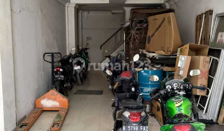 Dijual Ruko 3 Lantai Di Ruko 1000 Dijual Ruko 3 Lantai Di Ruko 1000