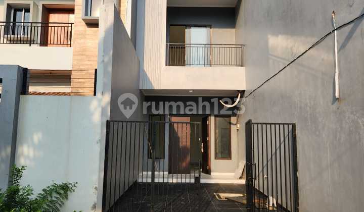 New Minimalist House for Sale in Citra 2 Extension