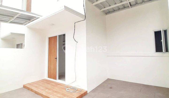 Di Jual  Available Rumah Minimalis Modern 2 lantai Di Pondok Ungu Permai 2