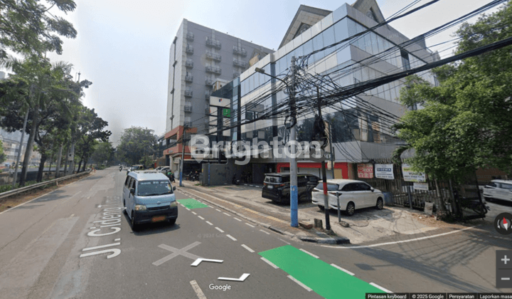 RUANG KANTOR STRATEGIS DI PINGGIR JALAN GAMBIR, JAKPUS – LOKASI PREMIUM! 1