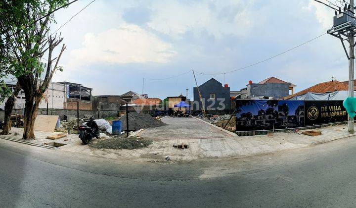 Rumah Mewah 3 Lantai Dalam Cluster di Majapahit Harga Terjangkau 10