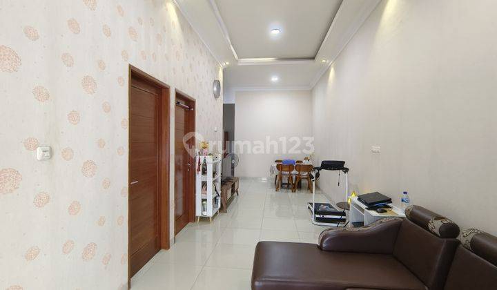 Rumah 1 Lantai SHM di Duta Garden Beverly Hills, Jakarta Barat 1