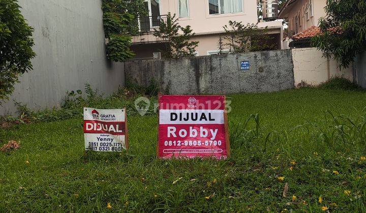 tampak depan dijual cepat kavling istimewa taman