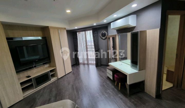 Dibawah NJOP. Apartemen Mansion 2 Unit Gandeng.fullfurnish. 4 Kamar Tidur .Bagus