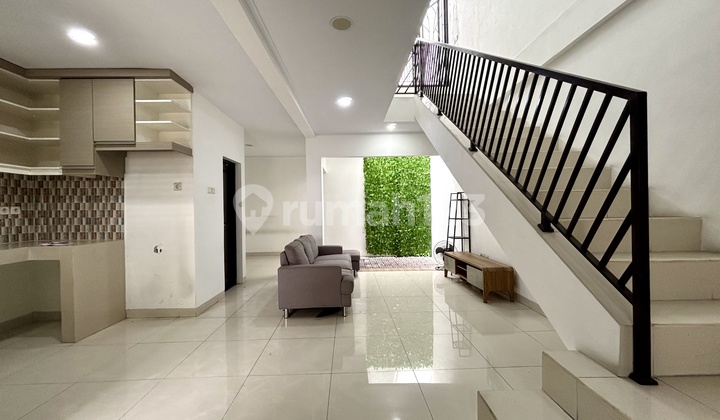 Rumah Cantik Dkt Pasar Segar Cluster Graha Raya Bintaro Tangsel