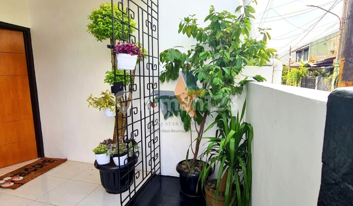 Rumah Jual Siap Huni Jl.kepodang Bintaro Sektor 2 Tangsel 2