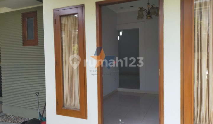 Rumah Classic Cluster Kencana Loka Bsd Serpong Tangsel 2