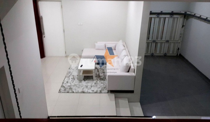 Split Level House in Kebayoran Bintaro Sector 7 Tangsel 2