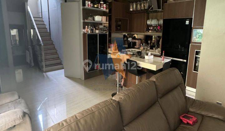  Rumah Semi Furnished Di Bsd Sektor 1 Jl.Lavionda Iii, Bsd City Tangerang 2