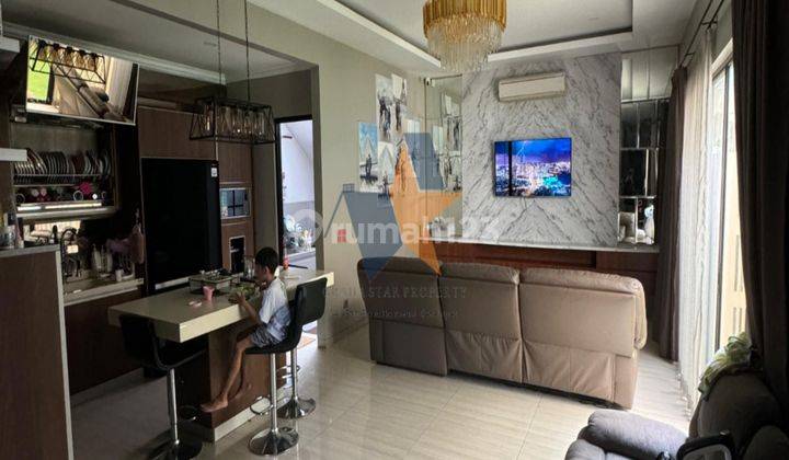  Rumah Semi Furnished Di Bsd Sektor 1 Jl.Lavionda Iii, Bsd City Tangerang 1