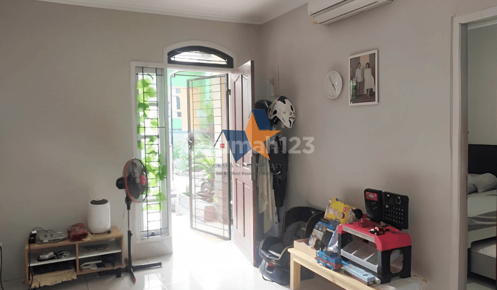 Dijual Rumah Cantik Siapp Huni Graha Raya Bintaro 1